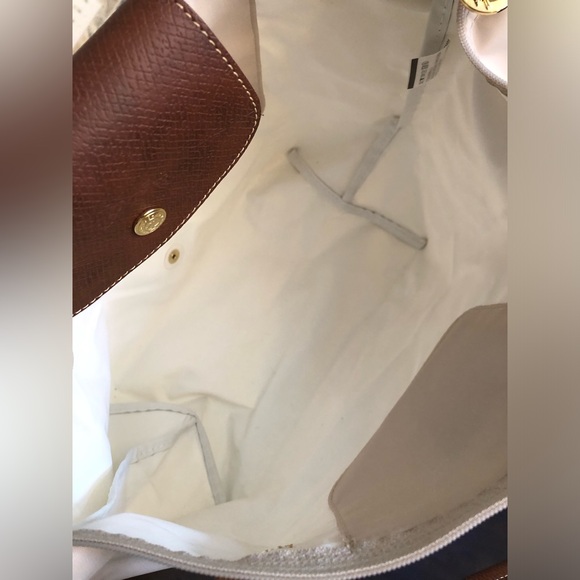 Longchamp Le Pliage Medium Cream Tote - Picture 4 of 6